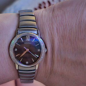Bulova watch great condition